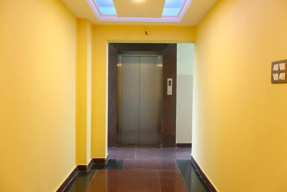 Hotel Titanium Tower Chennai Exterior photo